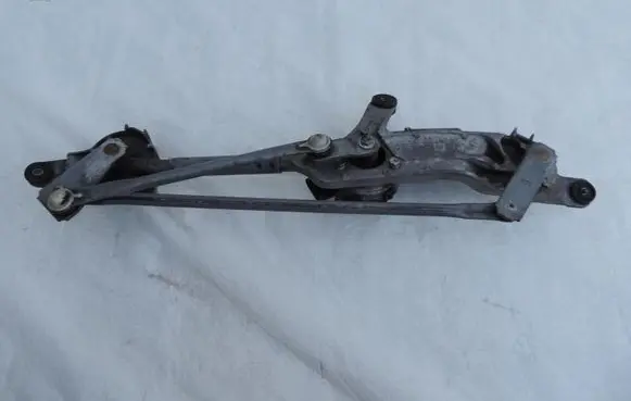 Opel Insignia A Front wiper linkage and motor 13 227 392
