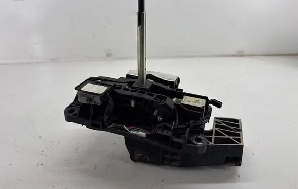 Ford Mustang VI Gear shifter/selector FR3Z7D443AA FR3Z7D443AC FR3PK004DA