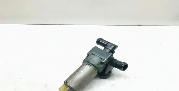 BMW 3 E90 E91 Coolant heater control valve 6928246 64116928246
