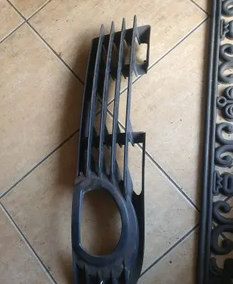 Audi A8 S8 D3 4E Front bumper lower grill 4E0807682A