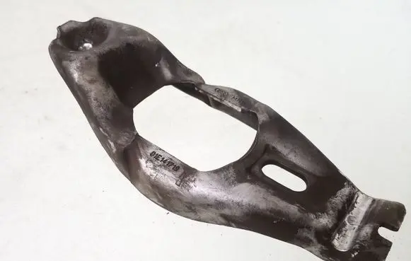 Volkswagen PASSAT B5.5 Clutch release arm fork 01E141719
