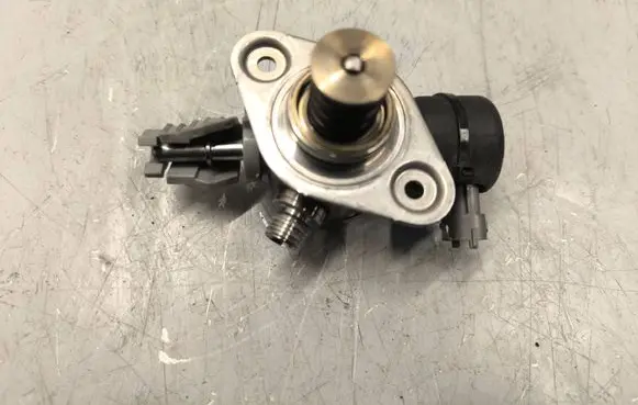 Hyundai i30 Mechanical fuel pump 0261520306 353202B140 4002055091
