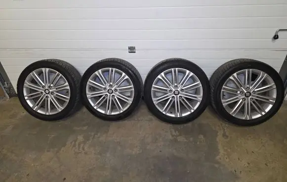 Seat Leon (5F) R17 alloy rim 5F0601025S