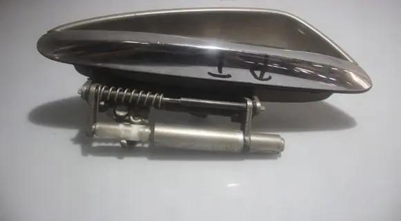 Rear door exterior handle/bracket
