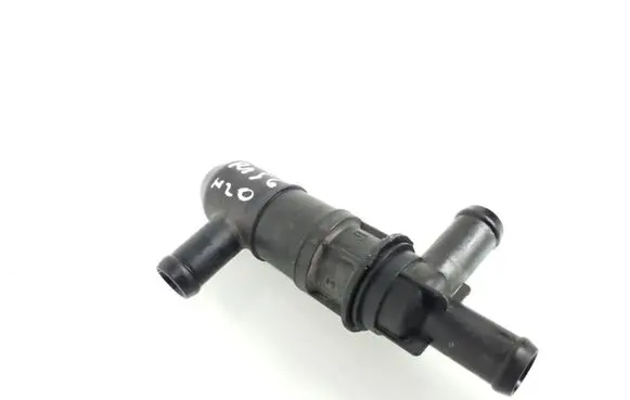Mercedes-Benz C W203 Thermostat/thermostat housing