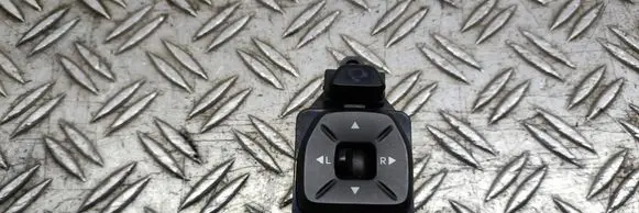 Hyundai ix35 Wing mirror switch 3834801110