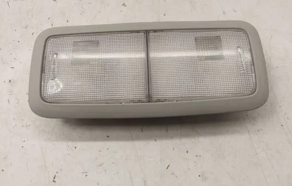 Toyota Verso Rear seat light 8136005010B0
