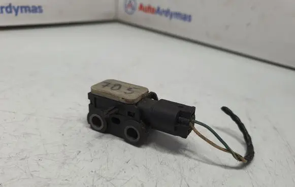 BMW X3 E83 Airbag deployment crash/impact sensor 9152262 65779152262
