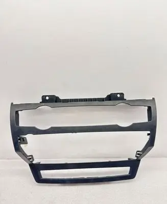 Radio/GPS head unit trim