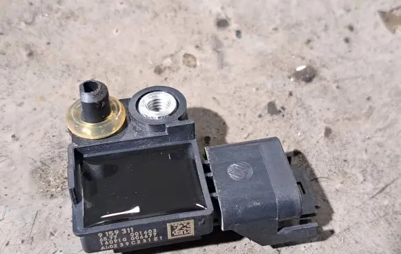 BMW 7 F01 F02 F03 F04 Airbag deployment crash/impact sensor 9159311 160910006677 A10239C231E1