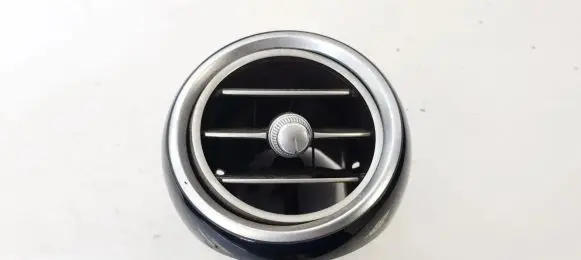 Mercedes-Benz GLC X253 C253 Dash center air vent grill A2058303804q2