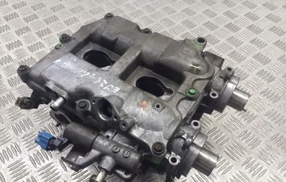 Subaru Legacy Engine head 