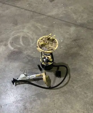 Opel Antara In-tank fuel pump 687925552