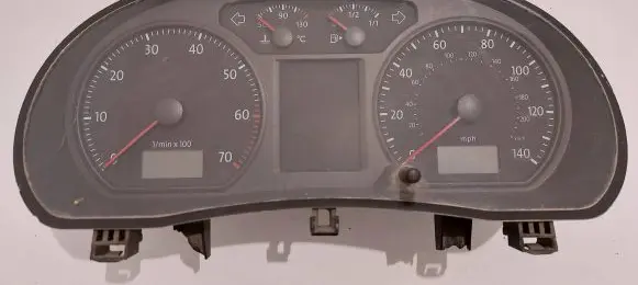 Volkswagen Polo IV 9N3 Speedometer (instrument cluster) 88311330 6Q0920