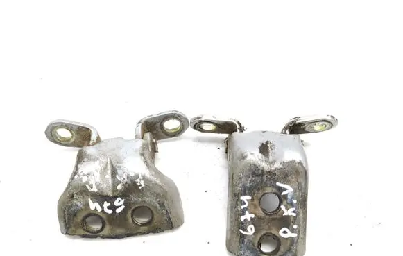 Nissan Almera Tino Front door hinge set 