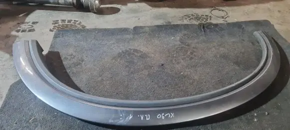Volvo XC90 Front arch trim 30698936