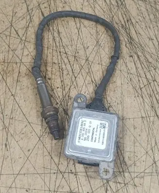 Mercedes-Benz V Class W447 Lambda probe sensor A0009058411