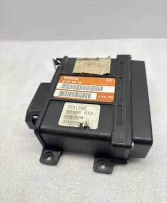 Volvo 740 Ignition amplifier control unit 0227400169