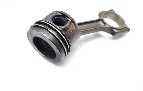 Nissan Qashqai Piston with connecting rod K9K430