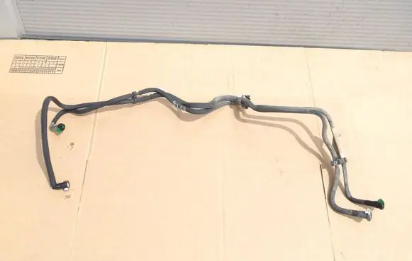 Opel Grandland X Fuel line/pipe/hose 9829049780
