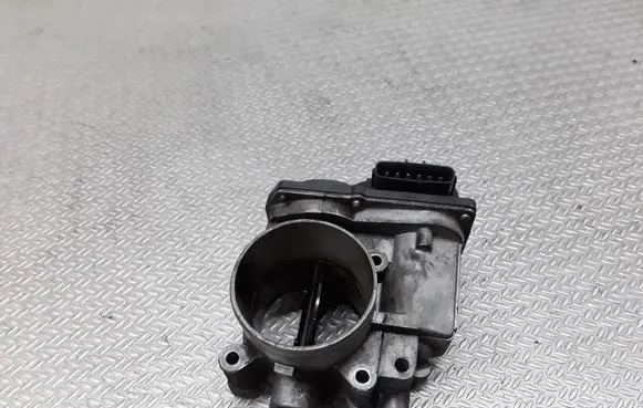 Subaru Legacy Throttle valve 16112AA260