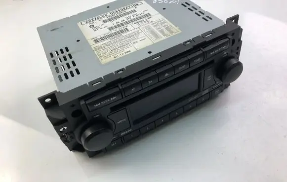 Dodge Caliber Radio/CD/DVD/GPS head unit P05091509AG