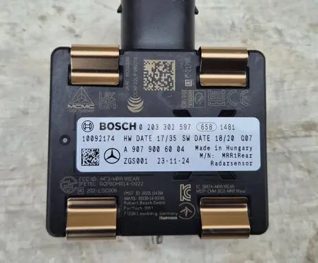 Mercedes-Benz Sprinter W907 W910 Distronic sensor radar A9079006004