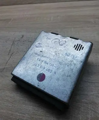Audi 100 S4 C4 Engine control unit/module ECU 443919465A 5KH00413900