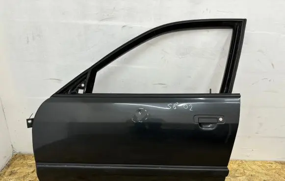 Audi A8 S8 D2 4D Front door