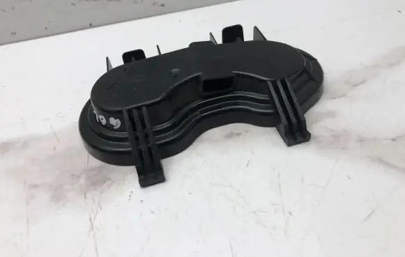 Headlight/headlamp dust cover