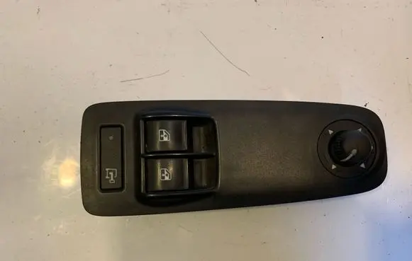 Peugeot Boxer Electric window control switch 30170573 07355329050