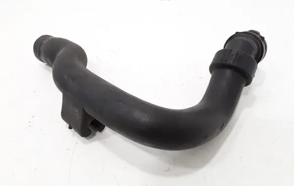 Volkswagen PASSAT B5.5 Engine coolant pipe/hose 8D0121101AD