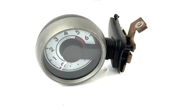 Peugeot 107 Speedometer (instrument cluster) 832700H030