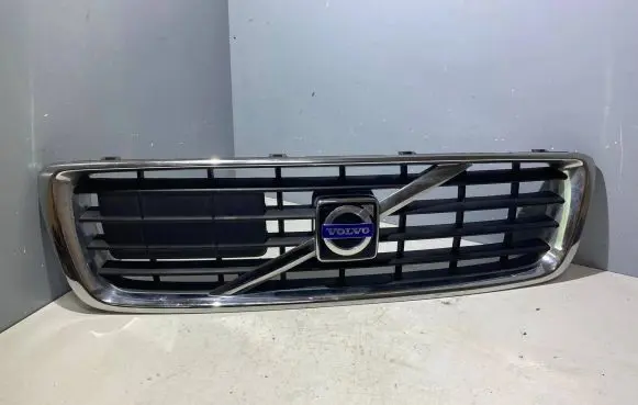 Volvo S80 Front bumper upper radiator grill 30698973 30764072