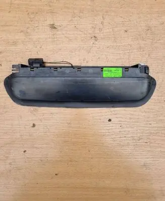 BMW 5 E60 E61 Third/center stoplight 6927018 028087
