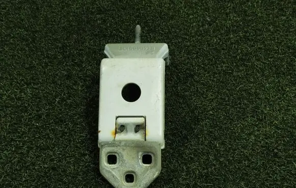 Renault Master III Rear door lower hinge 844000013R