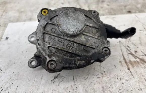 Mercedes-Benz ML W164 Vacuum pump A642230165