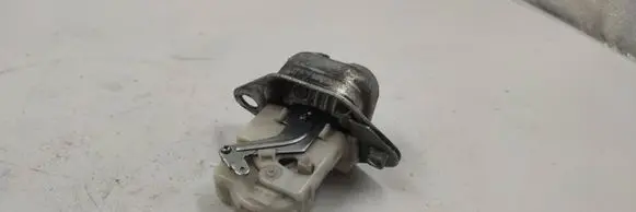 Subaru Legacy Tailgate/trunk/boot lock/catch/latch 9721