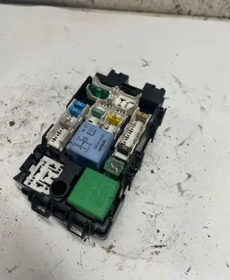 Peugeot 508 Fuse box set 87635E 041801478 201106301303