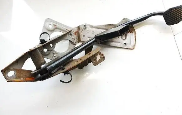 Volvo V40 Brake pedal 31381466 11519M07