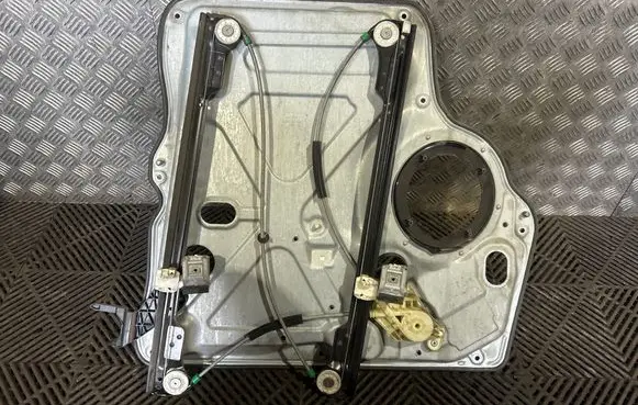 Volkswagen Multivan T5 Front window lifting mechanism without motor 7H0837729
