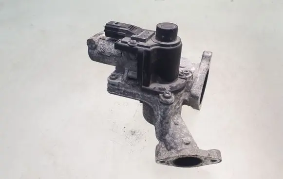 Skoda Octavia Mk2 (1Z) EGR valve 03G129637A 03G131502