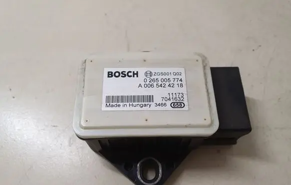 Mercedes-Benz Sprinter W906 ESP acceleration yaw rate sensor A0065424218