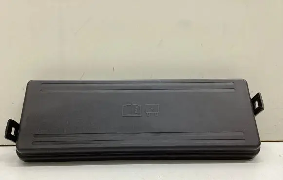 Land Rover Discovery 5 Fuse box cover HPLA14A076CB
