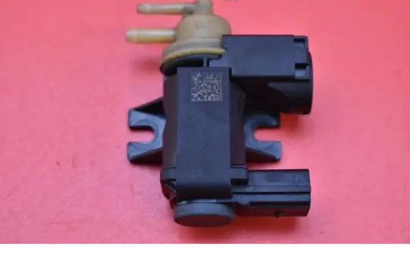 Audi A6 Allroad C7 Vacuum valve 8K0906627