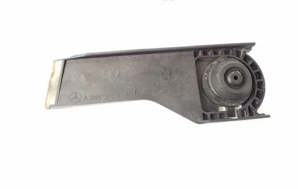 Mercedes-Benz CLA C117 X117 W117 Radiator mount bracket A2465040540