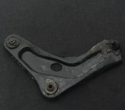 Peugeot 207 Front lower control arm/wishbone