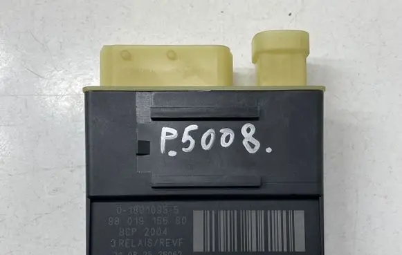 Peugeot 5008 II Coolant fan relay 9801916680 018010955 21082526063