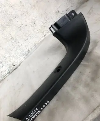 Mazda CX-30 Tailgate/trunk side cover trim Dfr568950