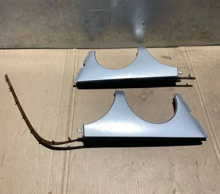 Mercedes-Benz E W210 Under headlight/headlamp trim 2108200112 2108200212